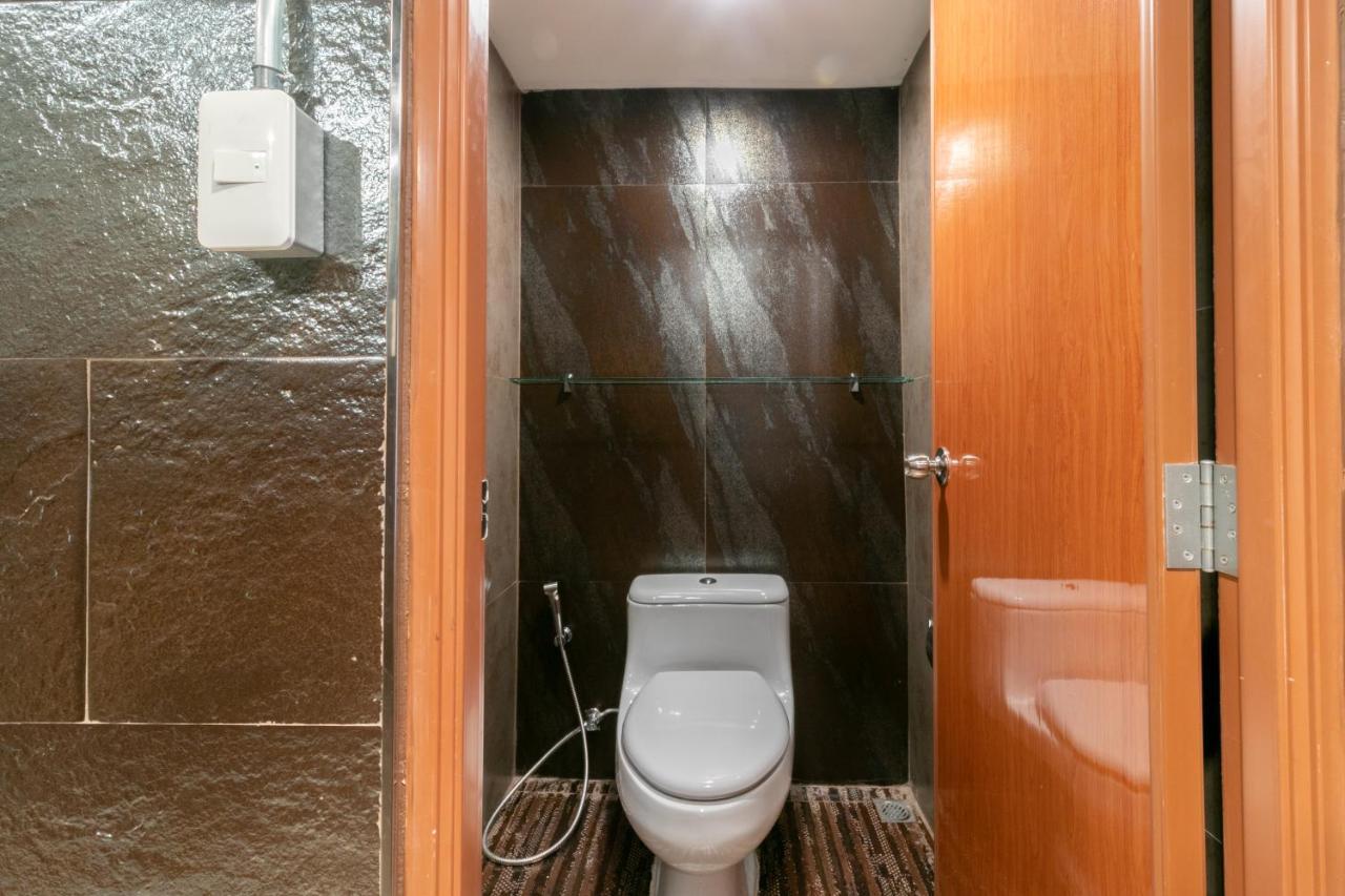 בנגקוק Phobphan Hostel מראה חיצוני תמונה