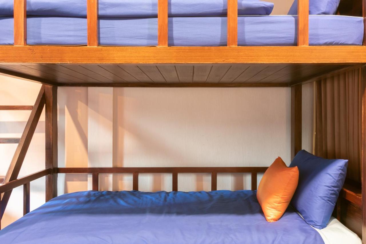 בנגקוק Phobphan Hostel מראה חיצוני תמונה